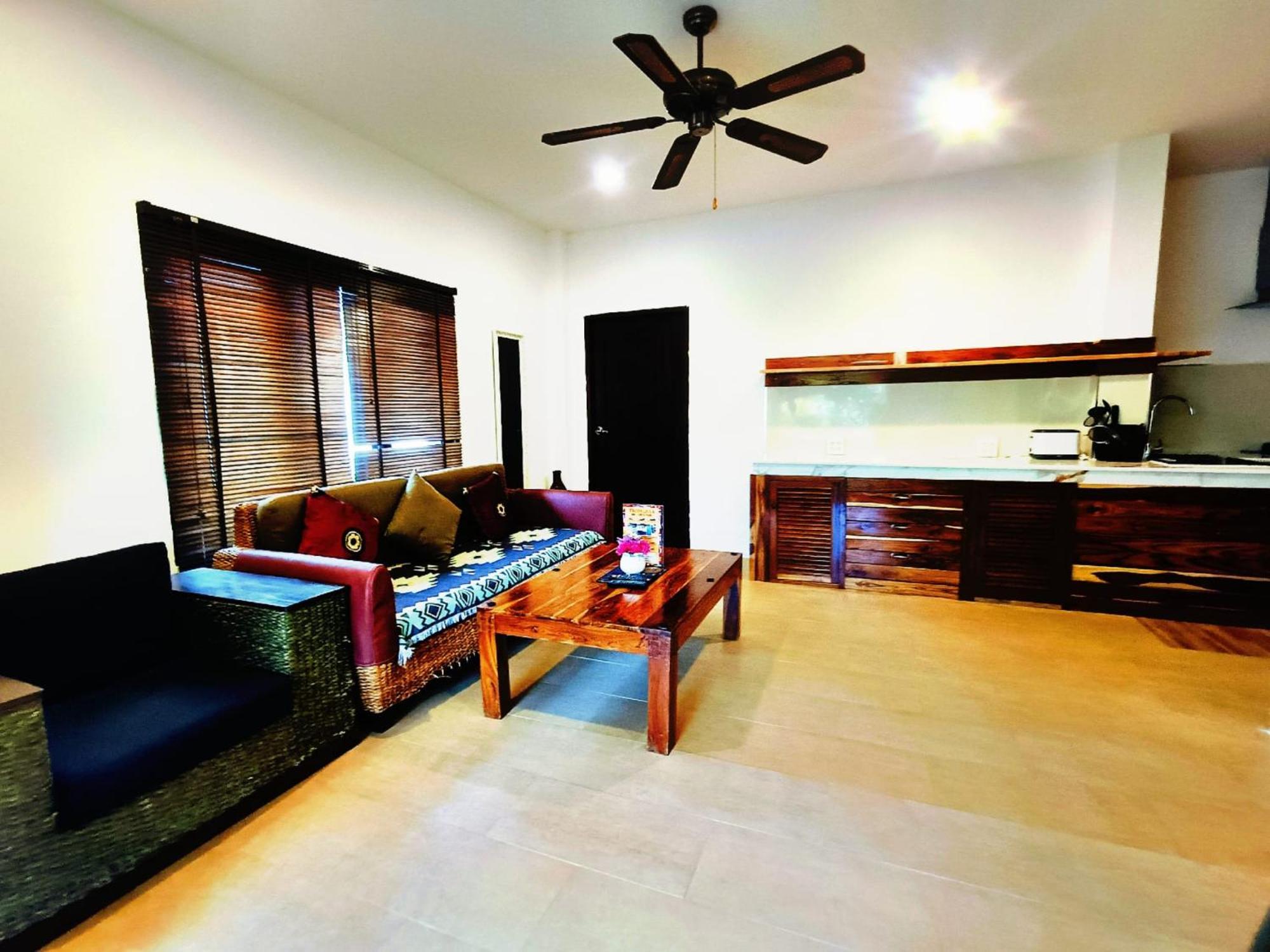 Baan Tropicana Mae Nam Esterno foto