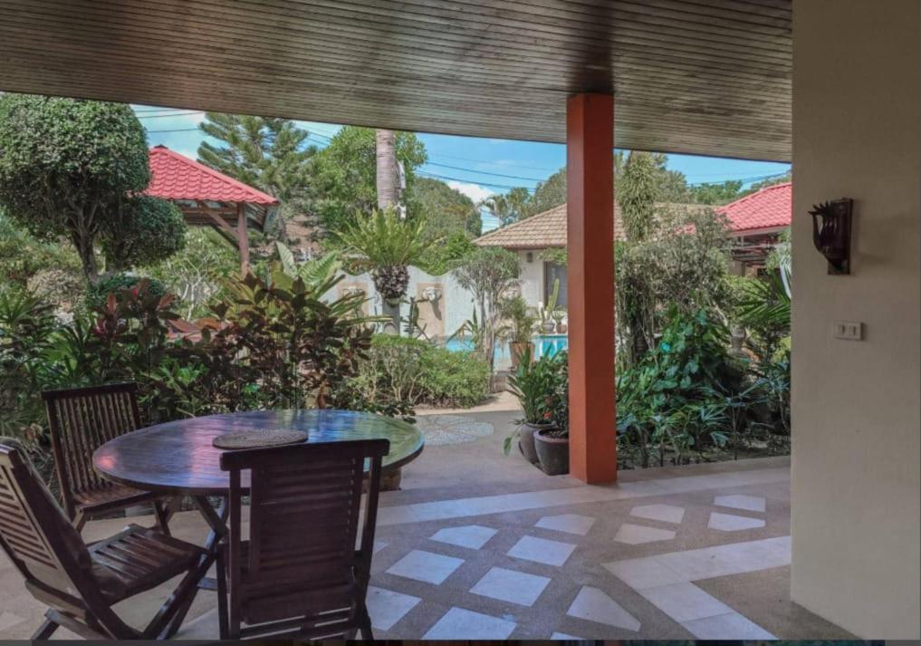 Baan Tropicana Mae Nam Esterno foto
